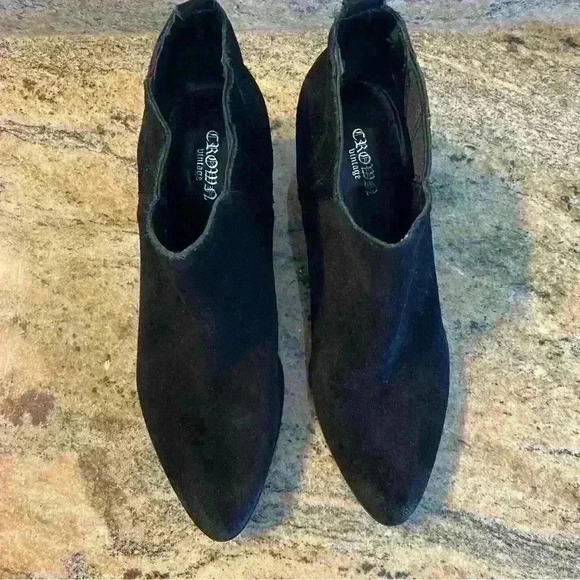 Women's CROWN VINTAGE Leio Black Leather Ankle Western Block Heel Boots 8 - Picture 3 of 16